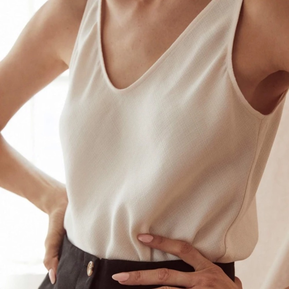 Vetta Capsule The Textured Shell Sleeveless Top